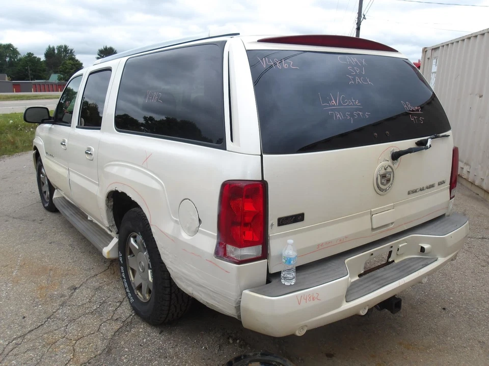 Conjunto de filtro de aire usado se adapta a: Cadillac Escalade ESV 2005 6,0 L con alta capacidad Foto 3 de 4