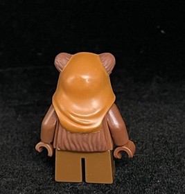 Lego Wicket Minifigure Ewok Star Wars 8038 The Battle of Endor sw0237