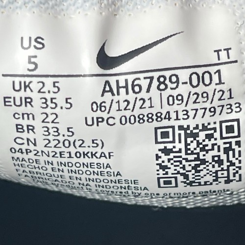 Nike Air Max 270 Women's Size 5 Running Shoes Black White Sneakers AH6789-001 - Picture 11 of 15