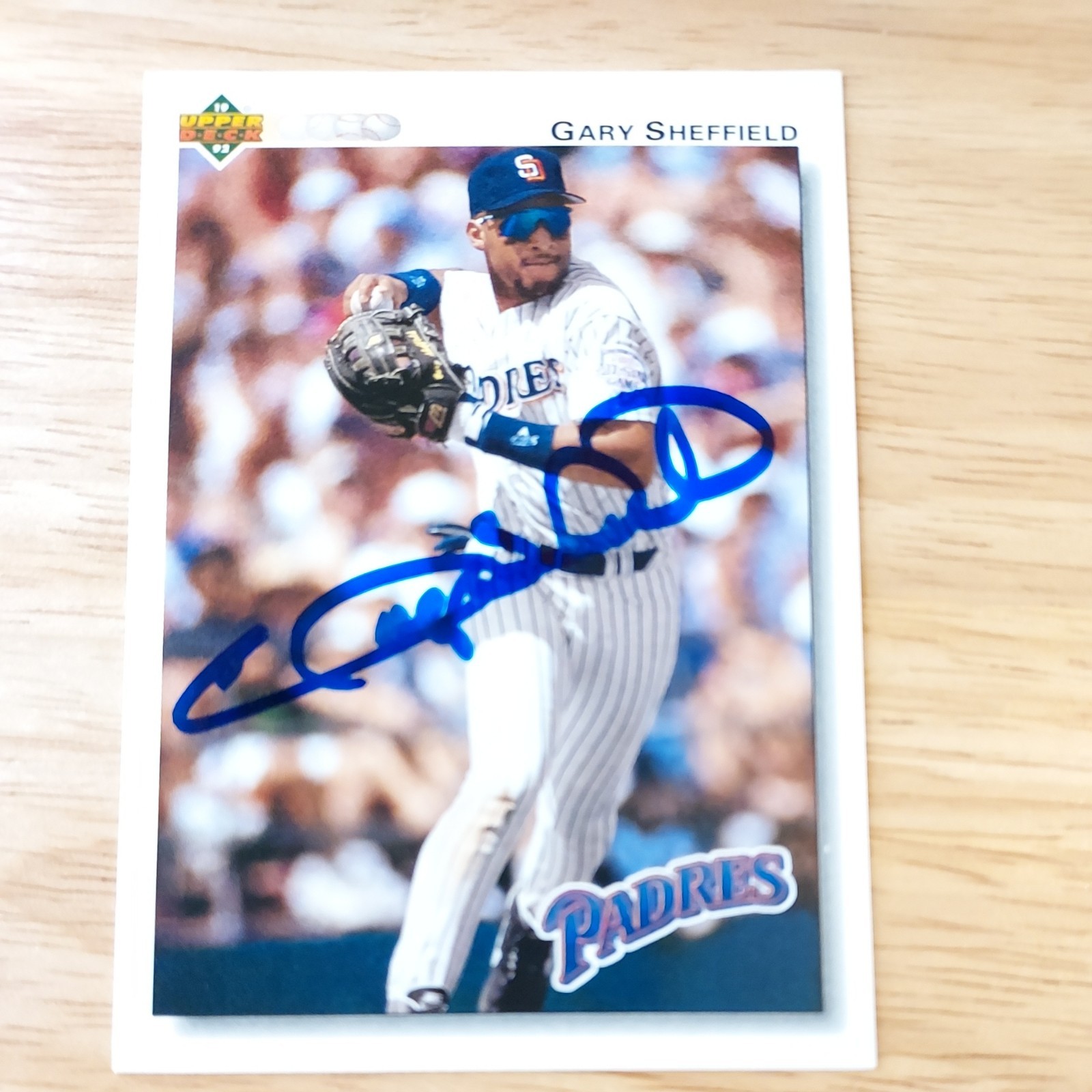 AUTOGRAPHED 1992 Upper Deck - Gary Sheffield #745