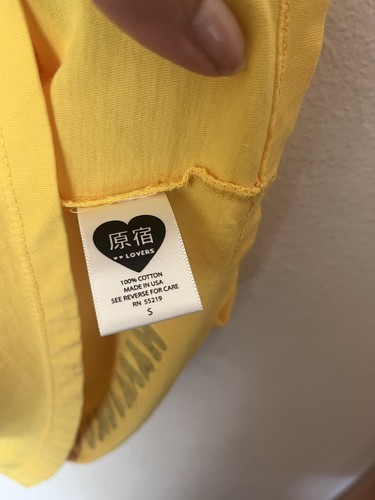 Harajuku Lovers “Be My Love Bug” Graphic Print T-Shirt Sz Small Yellow - Picture 4 of 5
