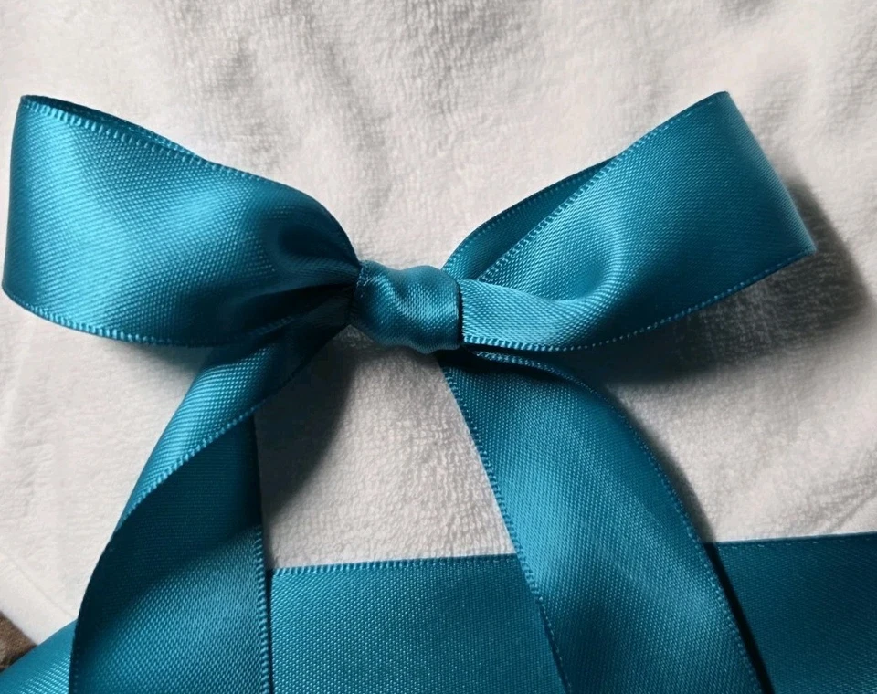 双脸缎面蓝宝石 '2.25 " 色带优质 10 码  — 第 3/4 张图片