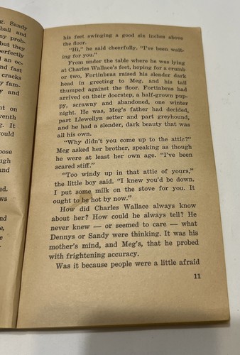 A WRINKLE IN TIME Madeleine L'Engle 1970 Paperback BS1S2 - Picture 11 of 14