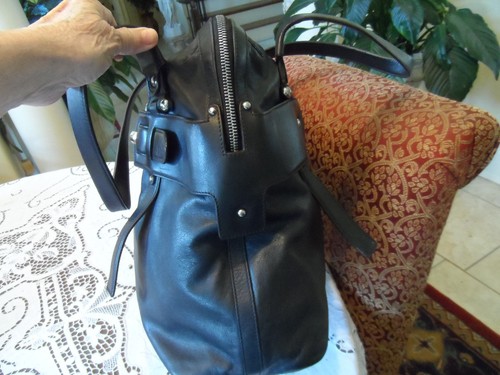 Salvatore Ferragamo Schultertasche schwarz Lammleder "Gancio" - Bild 7 von 24