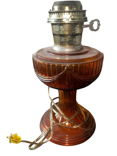 Antique Washington Drape Amber Aladdin Oil Lamp w/ Electric Burner - Bild 7 von 9
