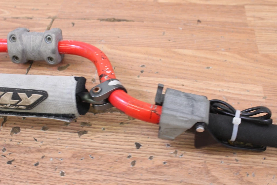 2012 POLARIS RMK 800 PRO Handlebars with Throttle and PERC Controls - Image 3 of 4