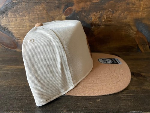 New York Yankees '47 2 Tone Team Logo Hitch Adjustable Snapback Hat OSFM NWT - Picture 2 of 4