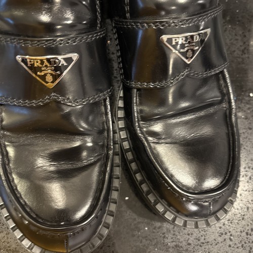 Mocasines de cuero con tacón cepillado chocolate Prada. Talla 8 en hombre. ¡Con caja!! - Imagen 18 de 22