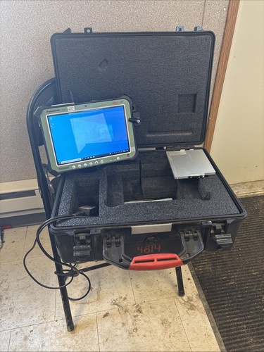 Leica CS35 tablet and Leica With Holder GHT78 Free Shipping - Picture 1 of 14