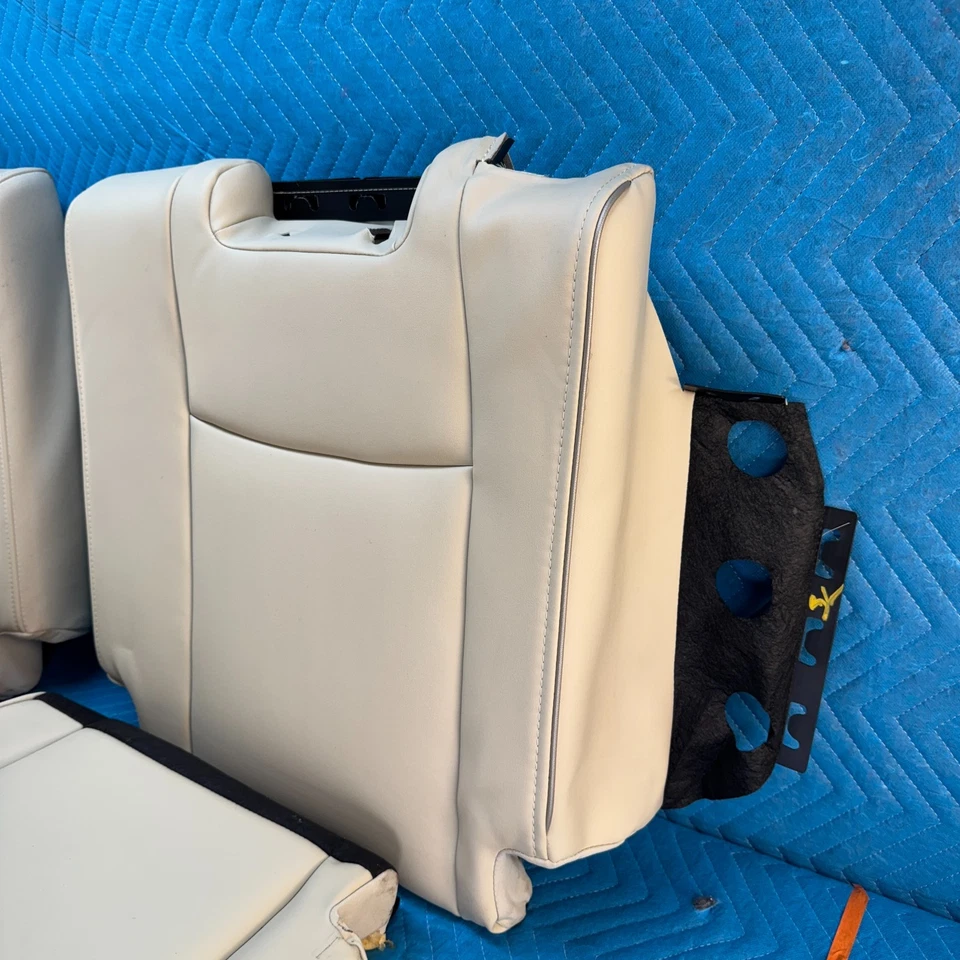 Infiniti QX60 2016-2020 AWD trasero tercera fila asiento cuero OEM moldura M Foto 2 de 4