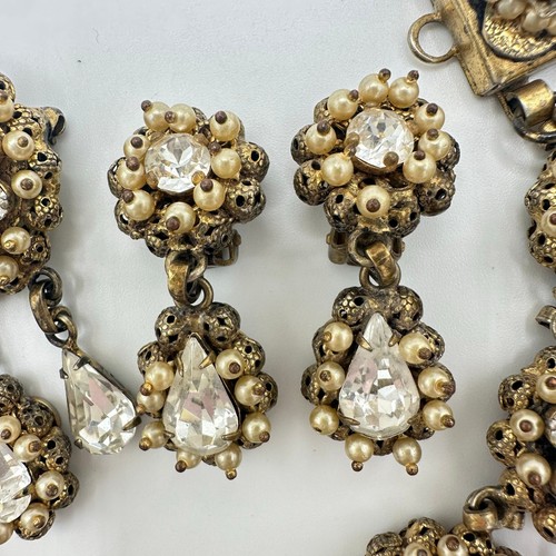 Christian Dior by Kramer gold tone rhinestones pearls bracelet earrings brooch - Picture 8 of 14