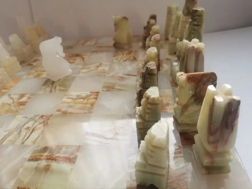 Gorgeous Vintage Natural Onyx Stone Chess Board Pieces 14" PERFECT GIFT - Picture 5 of 8