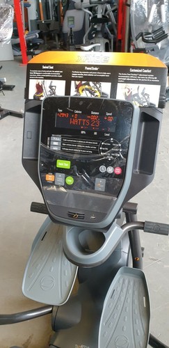 Octane XR6000S Recumbent Elliptical CrossTrainer.Commercial Gym Equipment - Picture 10 of 12