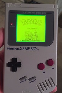 Colored glass screens for dmg gameboy advance