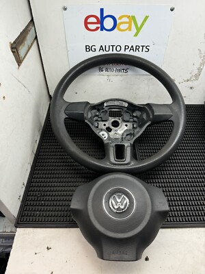 2011-2014 VOLKSWAGEN JETTA TDI GENUINE DRIVER STEERING WHEEL ASSEMBLY OEM