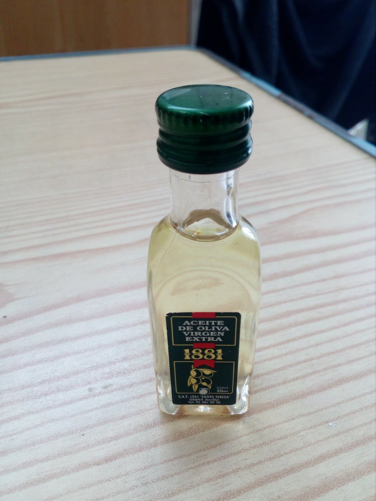 Botellin Aceite De Oliva Virgen Extra 1881