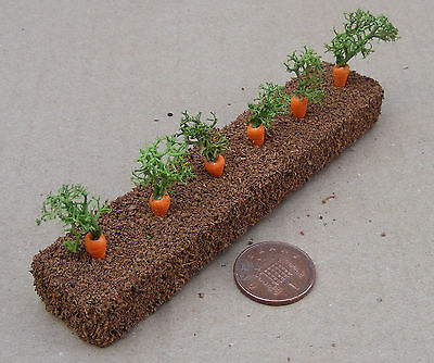 1:12 Scale Strip Of 6 Carrots Tumdee Dolls House Miniature Vegetable Garden