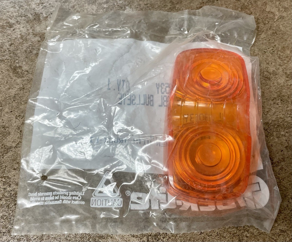 New !! TruckLite Marker Light 99053Y (Tag 13040) *READY TO