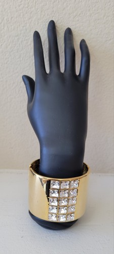 NEW Kenneth Jay Lane Gold Cuff Bangle White Crystal Hinge Bracelet - Picture 7 of 9