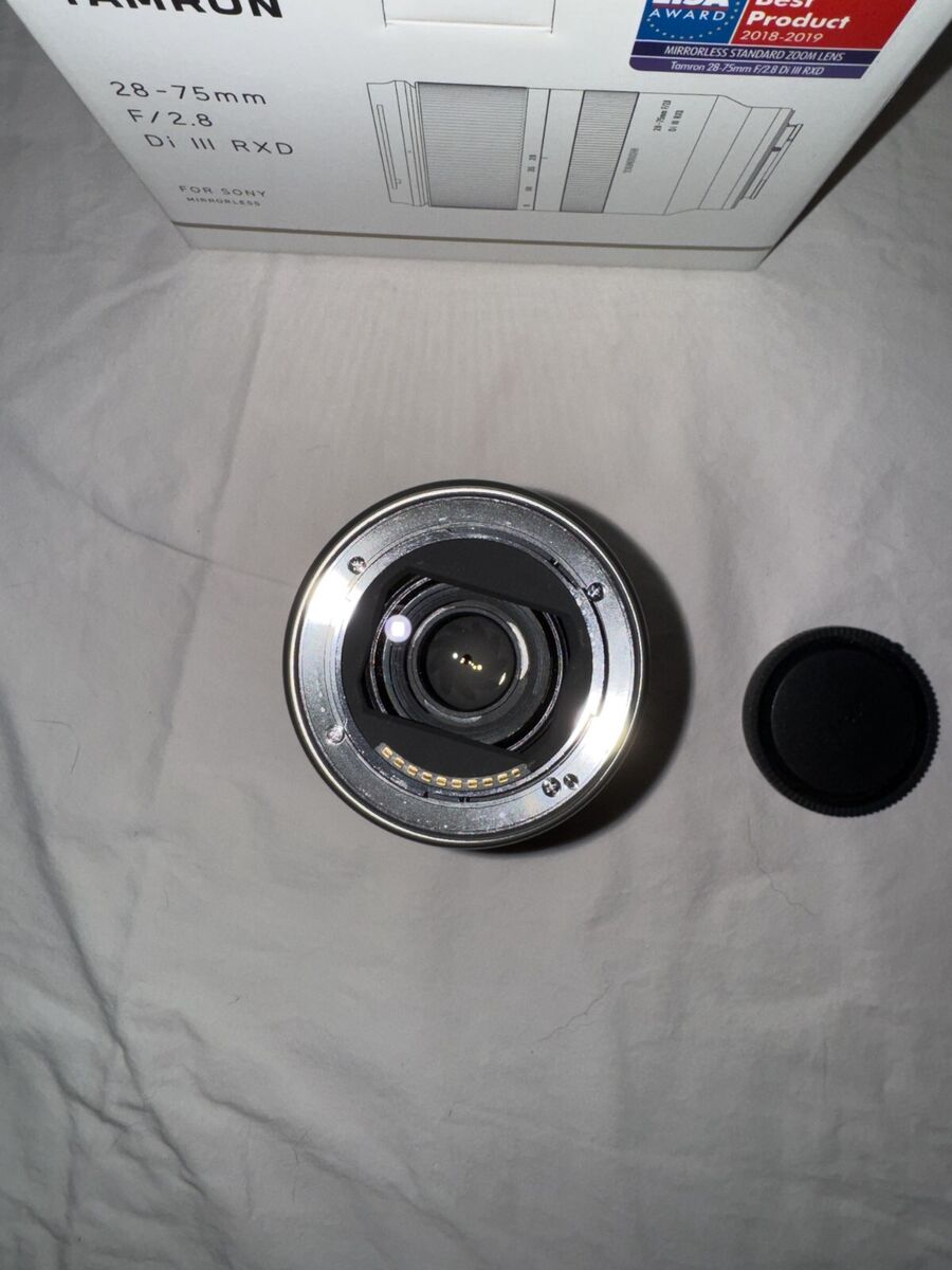 Tamron 28-75mm F/2.8 Di III RXD Lens for Sony E-Mount A036 Tamron 28-75mm F/2.8 Di III RXD Lens for Sony E-Mount A036