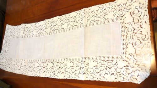 Antique Table Runners or Dresser Scarves 100% linen all different - Picture 4 of 14