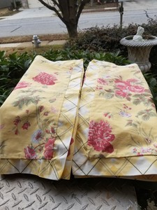 Pair Of Mary Jane S Home Yellow Floral King Size Pillow Shams Ebay