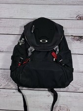 OAKLEY KITCHEN SINK BACKPACK ZIPPED POCKETS EMBLEM ON FRONT W1