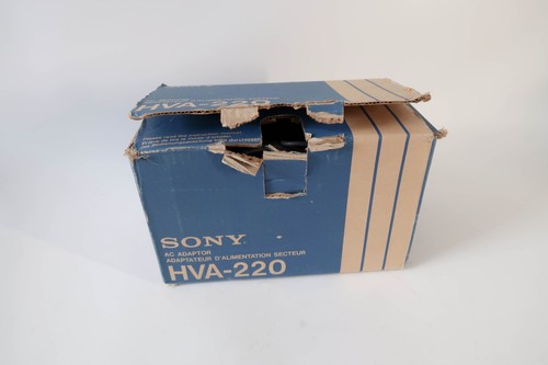 Sony HVA-220 AC Power Supply for Cameras - Picture 5 of 6