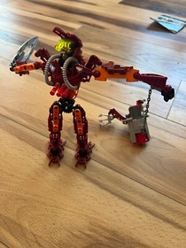 LEGO BIONICLE:  Mahri Toa Jaller (8911) w/manual
