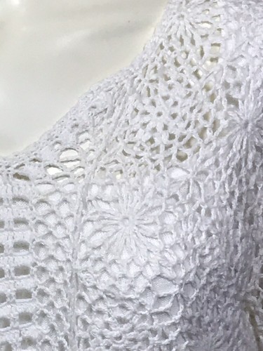 Top de mujer Croft & Barrow, talla M, blusa blanca margarita, crochet de punto, tanque - Imagen 3 de 6