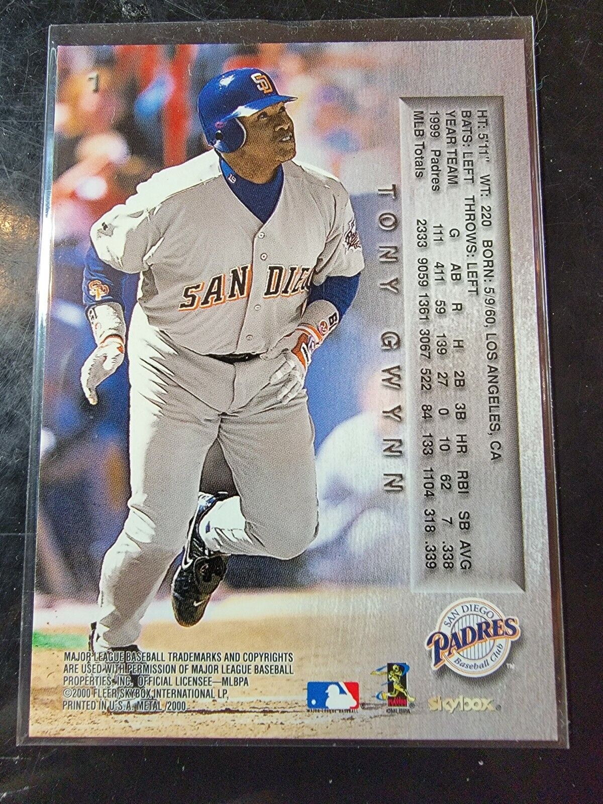 2000 Fleer Metal #1 Tony Gwynn *BUY 2 GET 1 FREE*