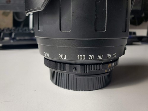 Tamron 185D AF 28-300mm f3.5-6.3 LD IF ASPH Macro Lens Nikon - Picture 8 of 10