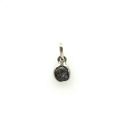 Ciondolo charm diamante grezzo argento 925 gioiello 1,9 cm 1,95 ct diamante cristallo drusa - Foto 4 di 13