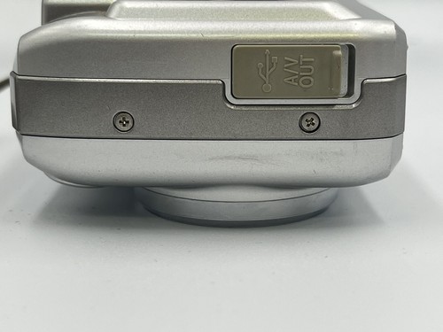 Nikon Coolpix 3200 3.2MP Digital Camera w/New Battery Case & Charger - Picture 8 of 13
