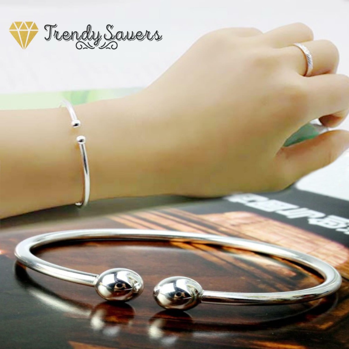 Bracelet with balls on end deals