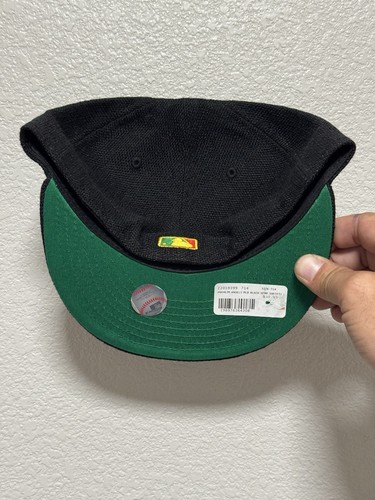 Los Angeles Angels 59Fifty Black Hemp Fitted Hat Size 7 1/8 - Picture 2 of 2