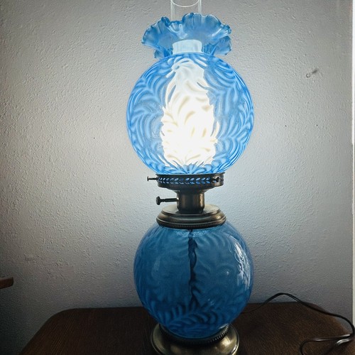 Fenton blau opalisierend Gänseblümchen und Farn Doppelkugel GWTW Lampe Hurricane Salon - Bild 4 von 21