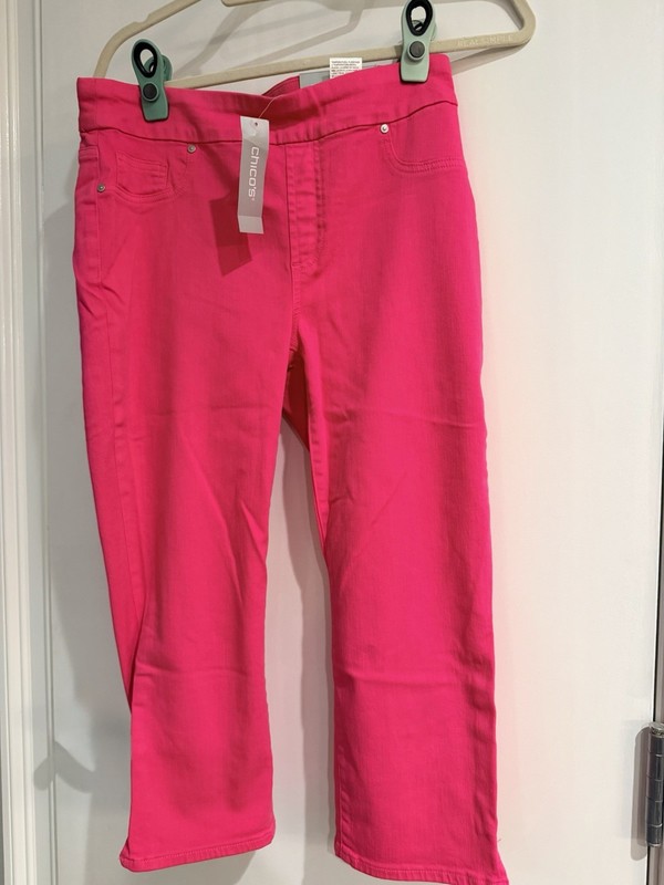 Chicos Pull On Cropped Pants Bright Pink Size 0 US4 Elastic Waist