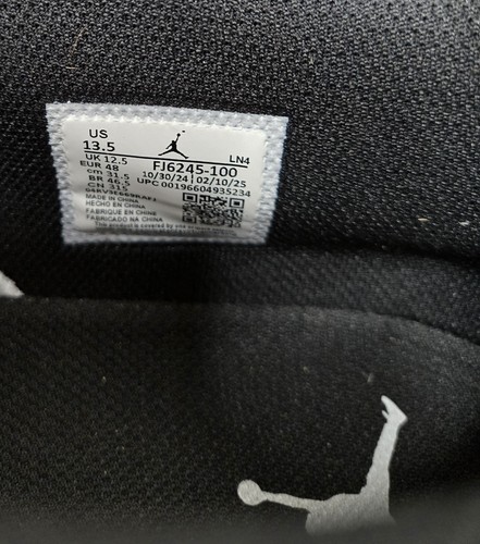 Jordan 1 TD Low Panda Size 13.5 FJ6245-100 Football Cleats Men’s Nike - Picture 10 of 10