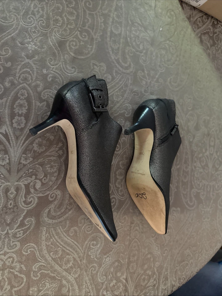 Botines de bronce para mujer Donald J. Pliner, talla 7,5 M Foto 4 de 4