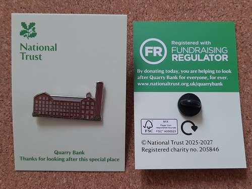 National Trust QUARRY BANK The Mill Building Charity Pin Anstecker