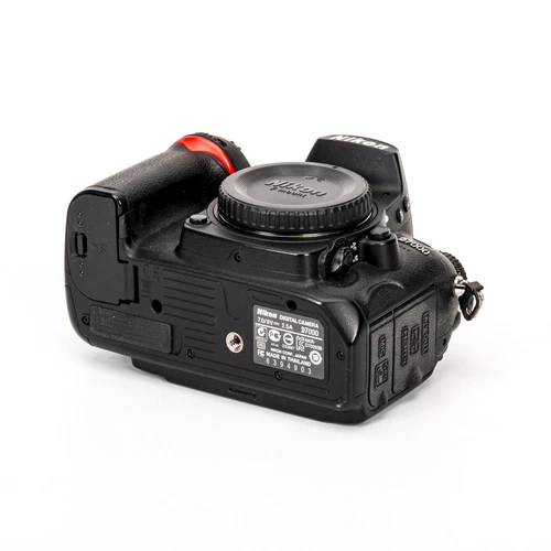 Nikon D7000 gebraucht Zustand Gut - Bild 3 von 5