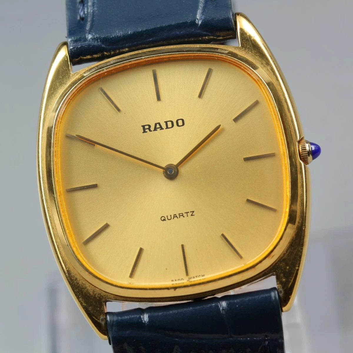 Vintage 1980s Rado Quartz 133.9021.2, Women’s Watch, Bark Finish Case Vintage Rado Quartz Watch Ref. 129.2022.2 Black Dial 1980s  main image 4