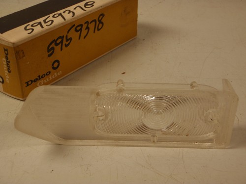 1964-67 GTO/CATALINA/BONNEVILLE NOS PARKING LAMP LENS PART # 5959378 - Bild 3 von 10