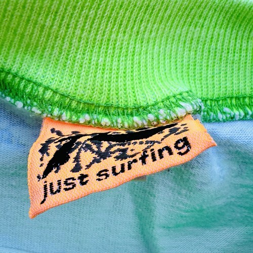 Vintage Rusty Surfing T Shirt 90s All Over Print Size Large Made In USA - Picture 3 of 7
