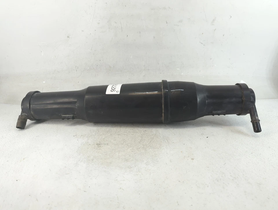 Ford Explorer 2010 bote de carbón de vapor de combustible A5EIG Foto 3 de 4