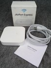 Apple AirPort Express WLAN Router Basisstation mit Kabel! Funktioniert einwandfrei!