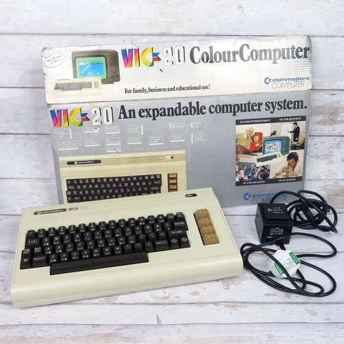 Commodore Vic 20 Computer Gaming w/ Power Supply & Box Sleeve Powers On Untested