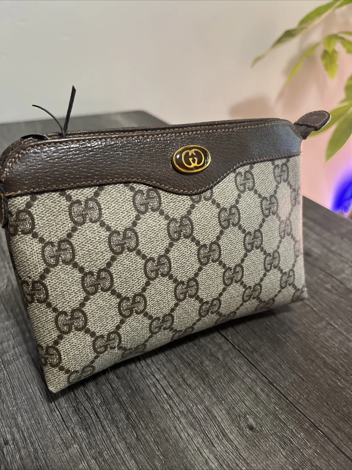 Authentique sac à main pochette GUCCI Accessory Collection GG monogramme marron suprême excellent état