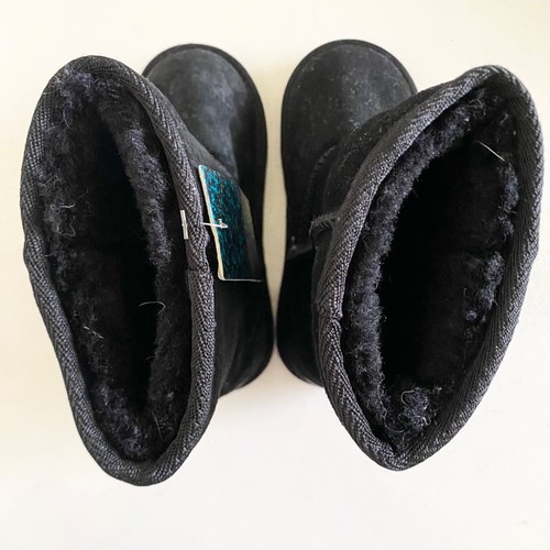NEW EMU Australia Kid’s “Wallaby Lo” Boots in Black Suede Size 10 - Picture 7 of 13